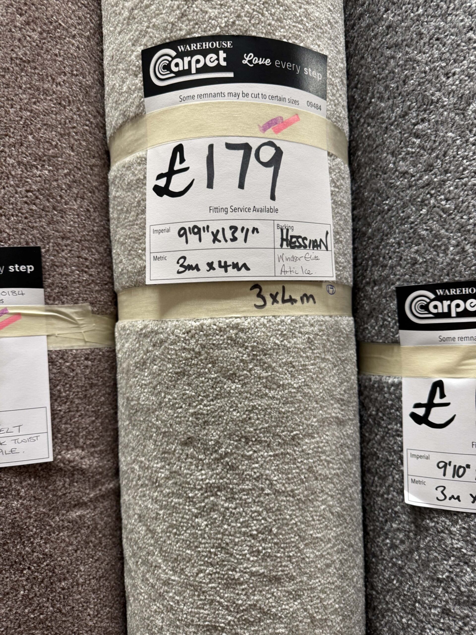 WINDSOR ELITE - ARCTIC ICE - HESSIAN - 3 X 4M